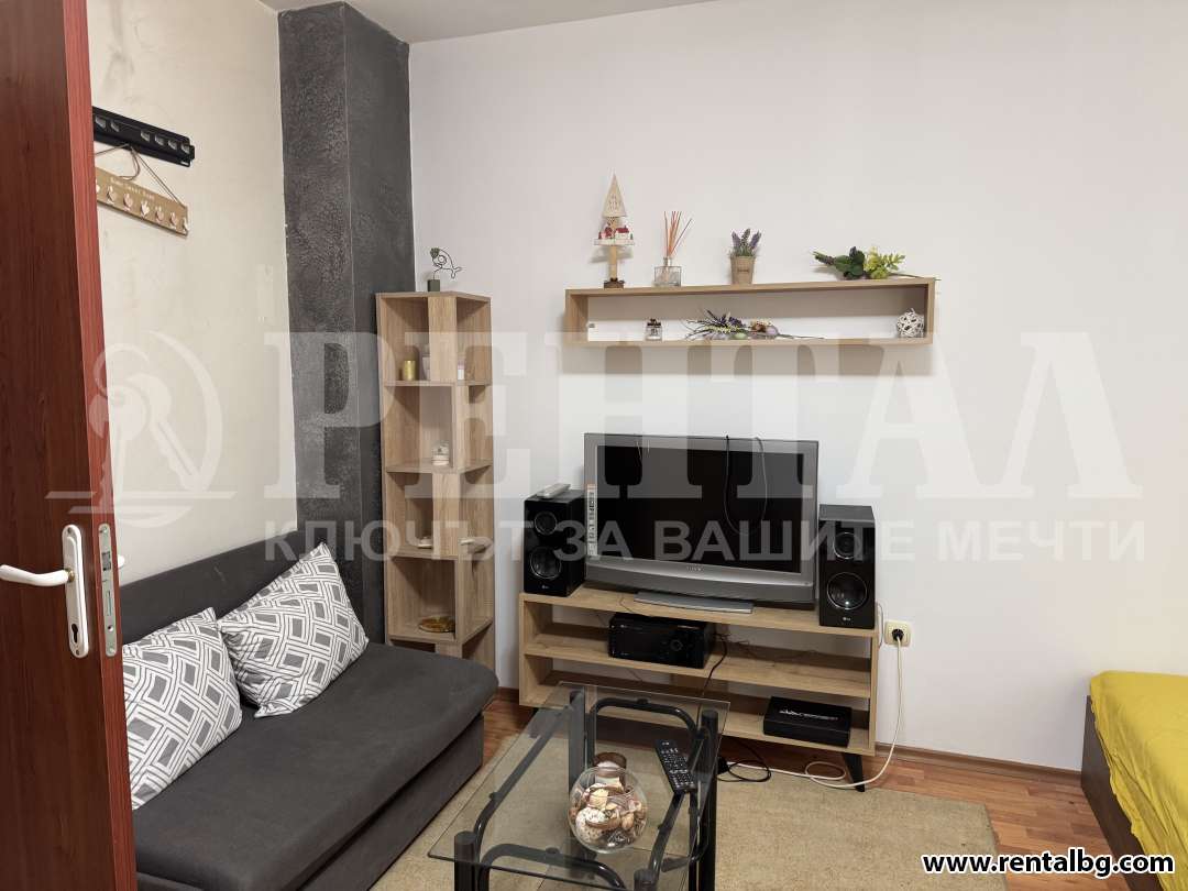 Уютен апартамент под наем в Прослав 6 12