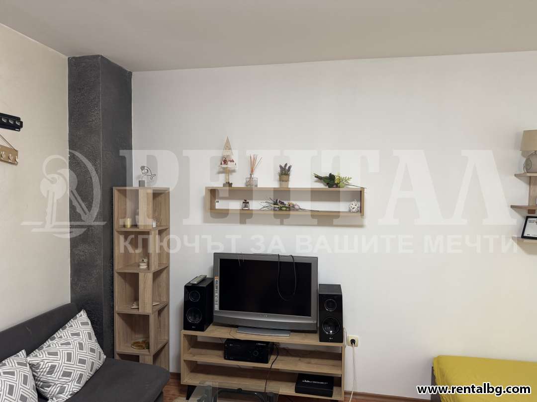 Уютен апартамент под наем в Прослав 6 14