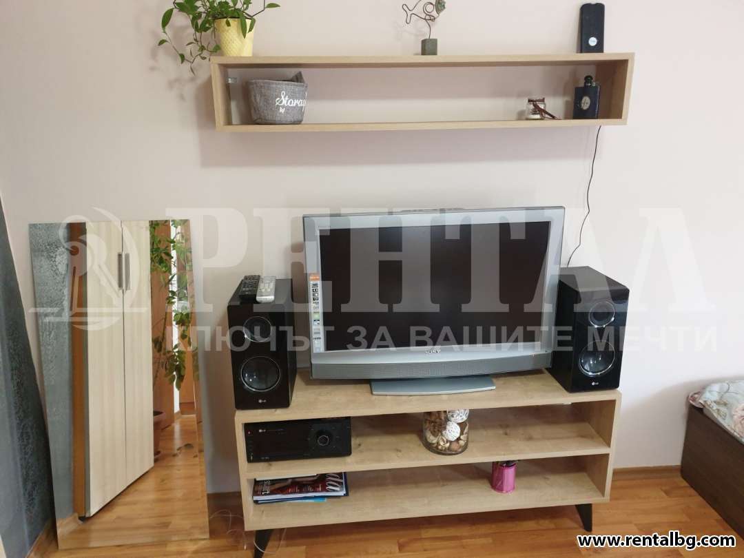 Уютен апартамент под наем в Прослав 6 4